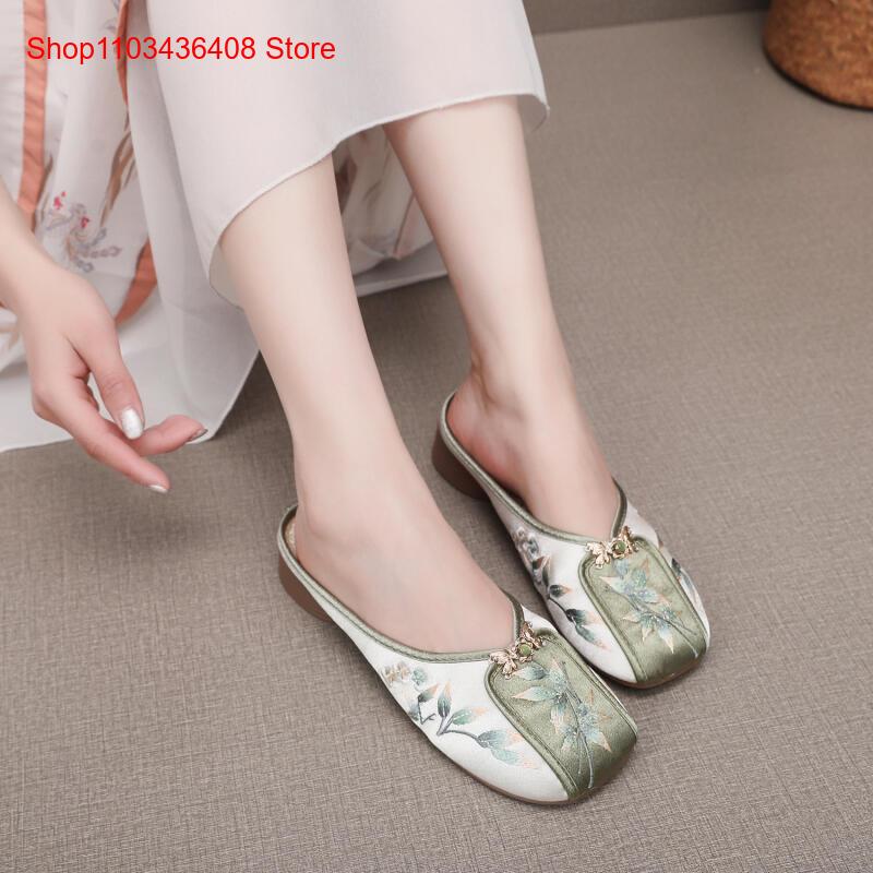 New Embroidered Slippers for H - New Ethnic Fashion ulasan dan harga