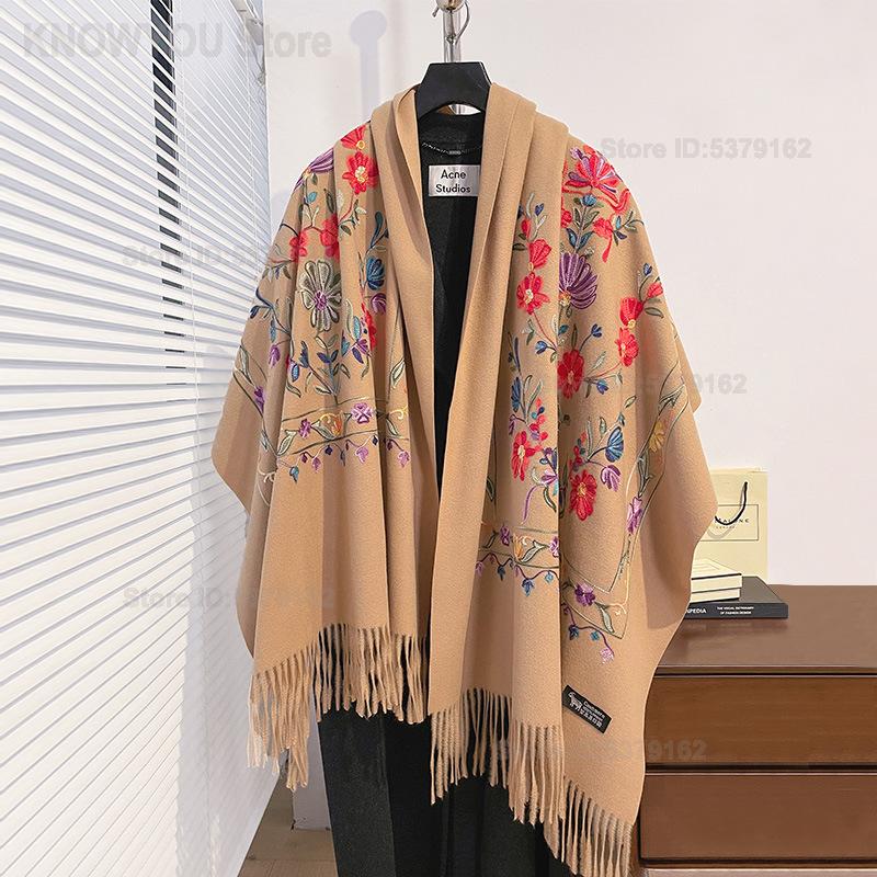 Women Retro Floral Embroidery  - Go Ethnic Fashion ulasan dan harga